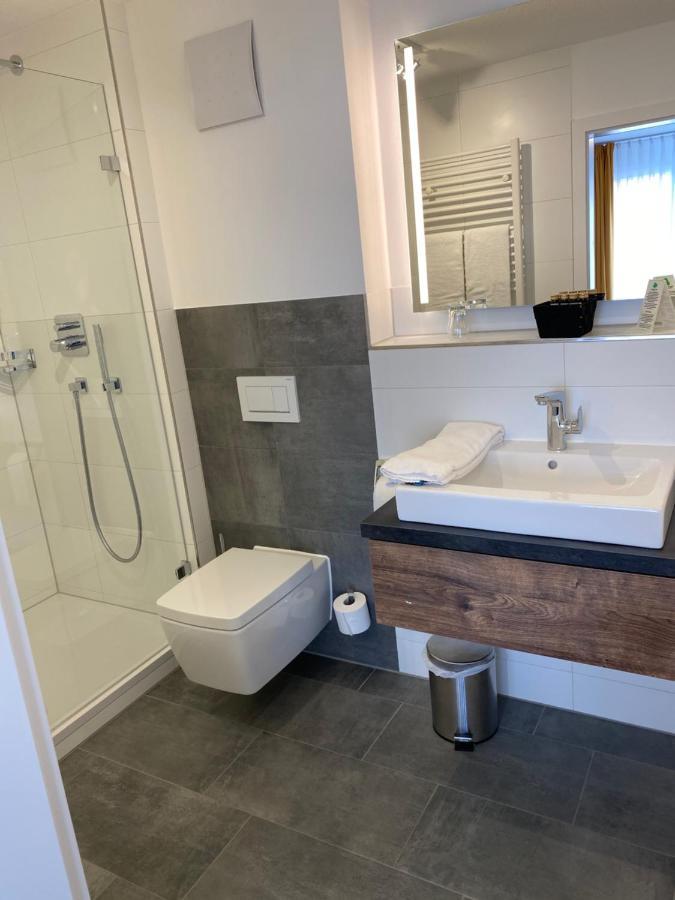 Hotel Capri Uberlingen Exteriör bild